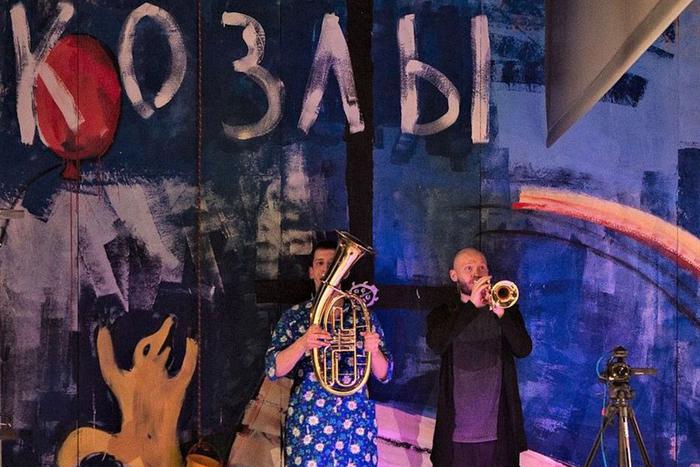 Билеты на спектакли театра "Шалом" на новой сцене можно найти в "Мосбилете"