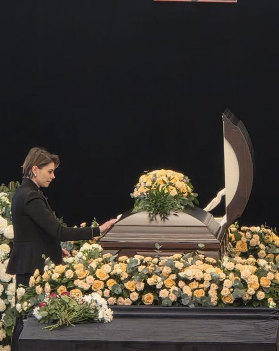 На похоронах Ольги Чиповской