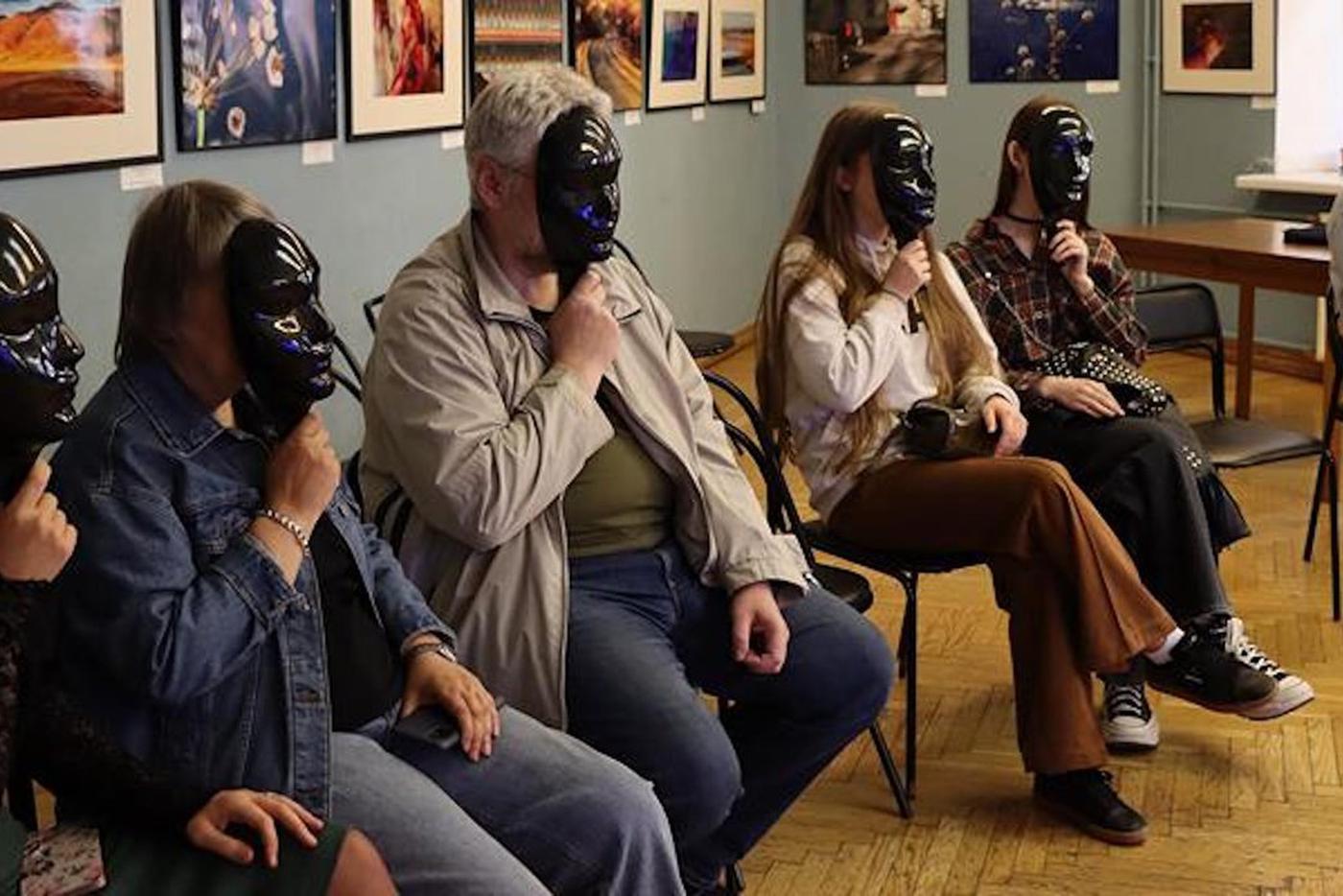 Афиша на 10 февраля: изучаем Иран XXI века и смотрим на спор шедевров