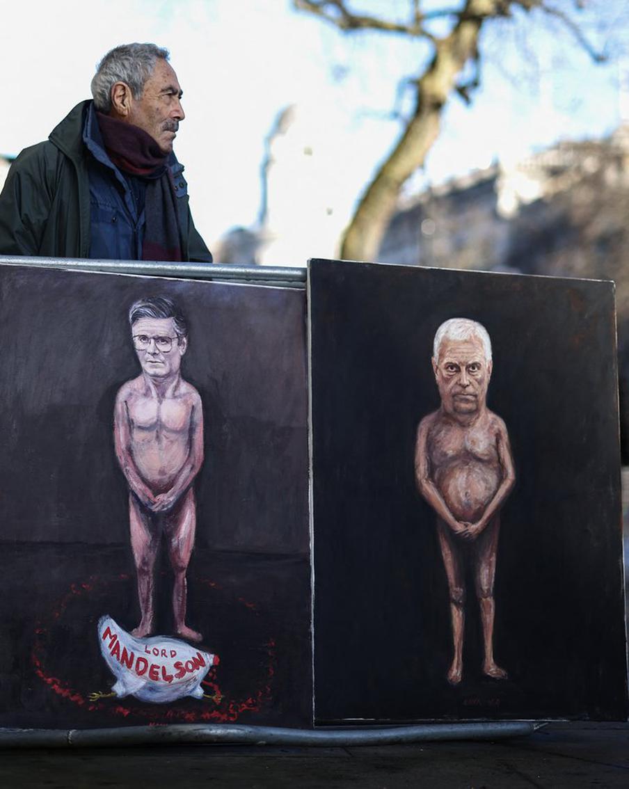 Эпштейн из могилы тянется к премьеру Британии – и может свергнуть его