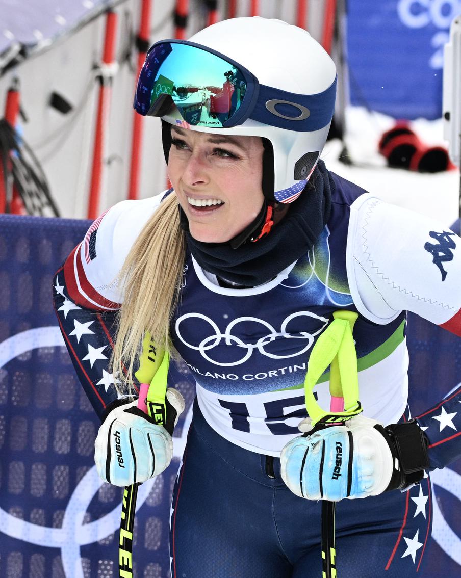 "Хватит её осуждать!": Линдси Вонн сломала ногу на Олимпиаде и страдает от хейта