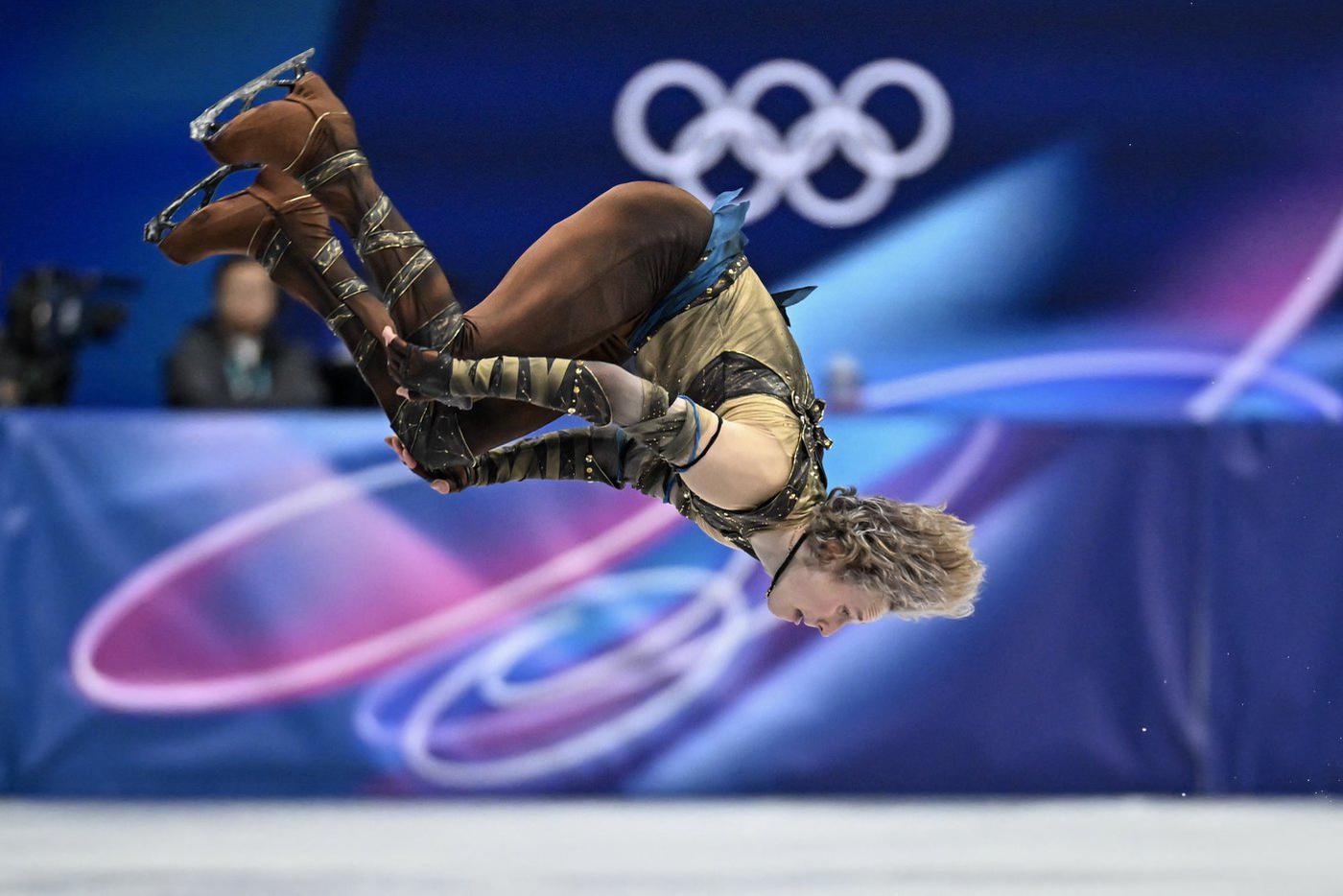 Очередной прыжок Малинина – ими он "кормит" зрителя постоянно.