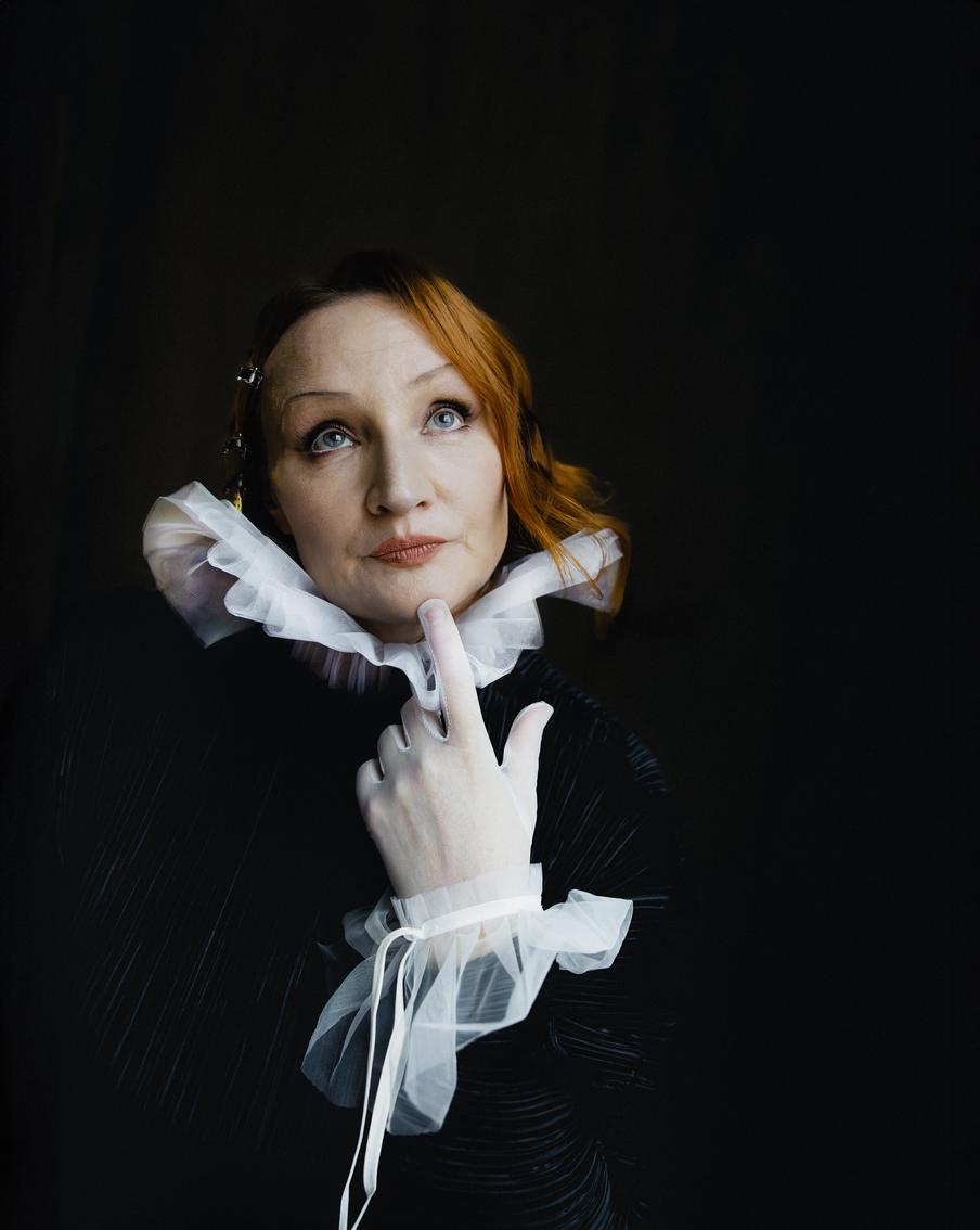 Лена реализовала себя в самых разных ипостасях – актрисы, режиссёра, сценариста – и теперь хочет закрепить свой статус стендапера.