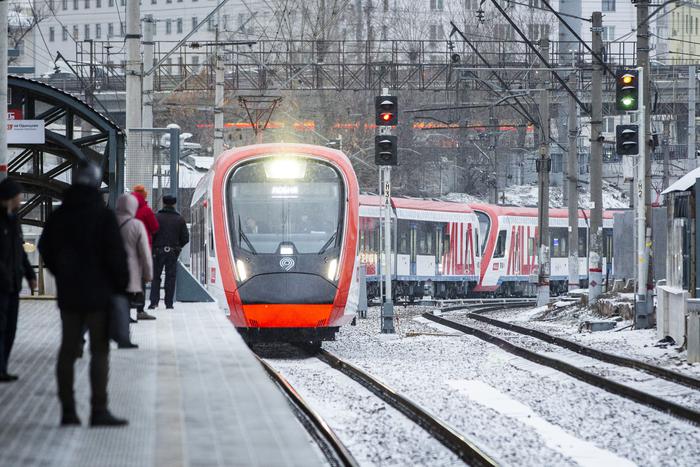 Максим Ликсутов рассказал об активном росте пассажиропотока на станциях МЦД