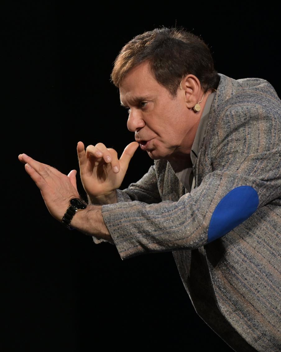 Ефим Шифрин на своё 70-летие обещает выйти к людям без кресла-каталки