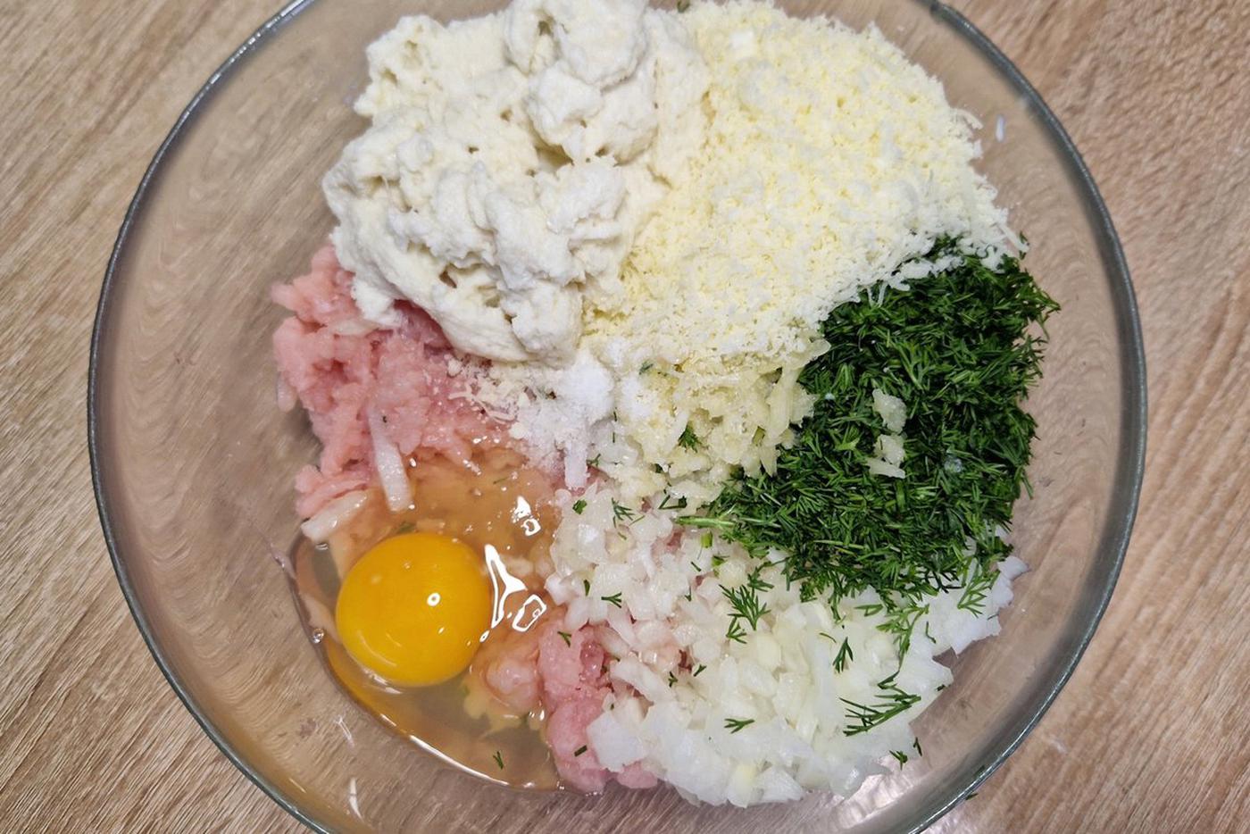 Фарш для итальянских фрикаделек.