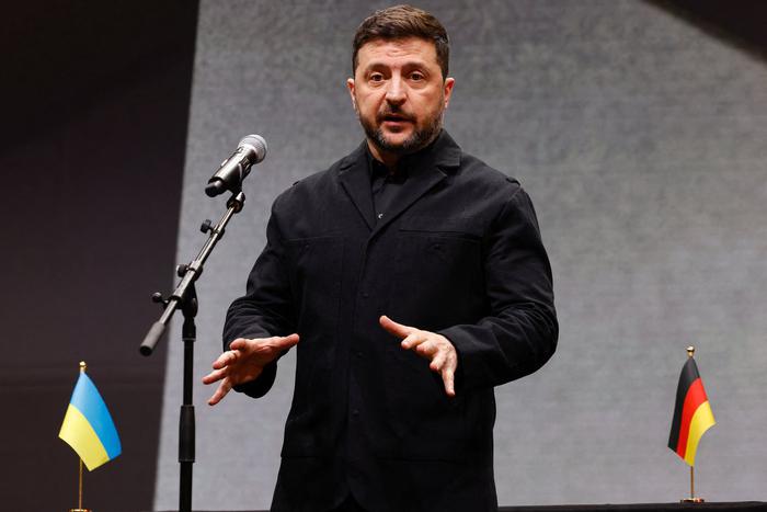 Владимир Зеленский сравнил себя с Владимиром Путиным на Мюнхенской конференции по безопасности