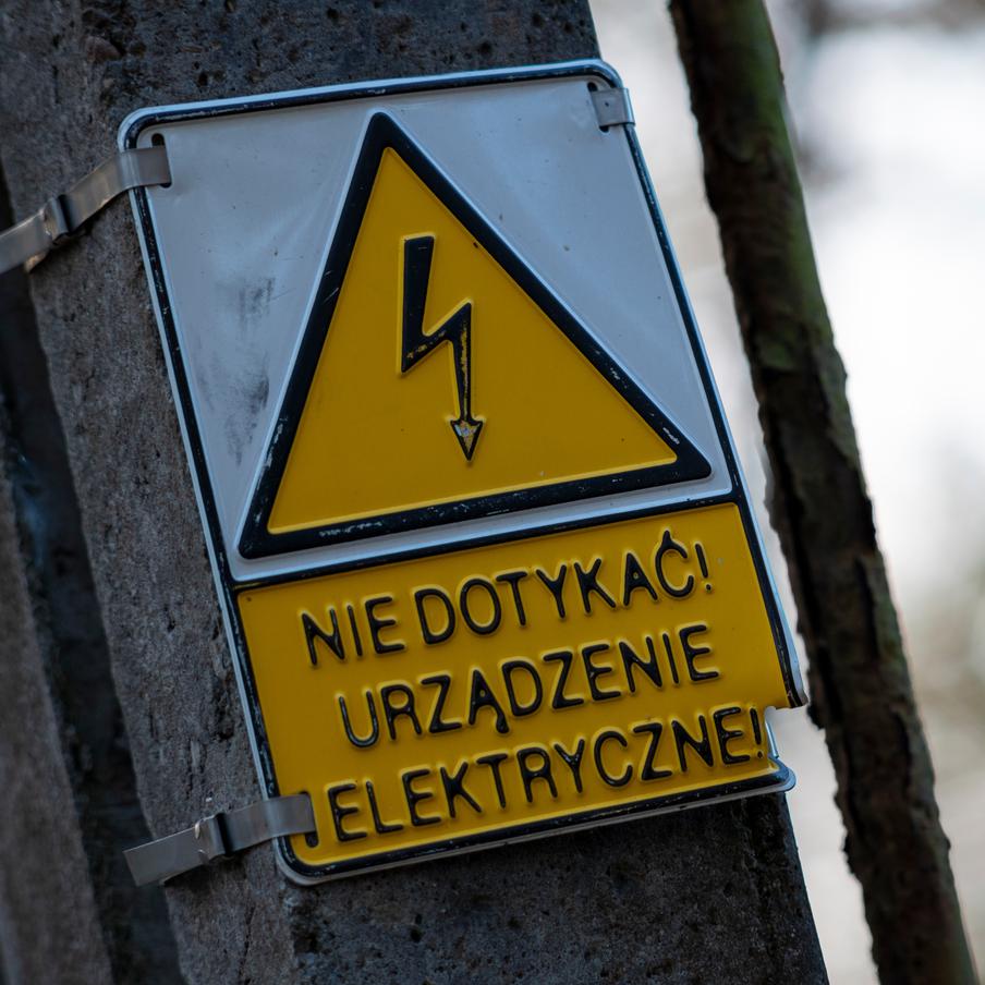 Электрический кабель между Польшей и Швецией был повреждён неизвестными. Проходящий по дну электрический кабель, соединяющий между собой Польшу и Швецию, был повреждён. Электросистемы двух стран работают стабильно