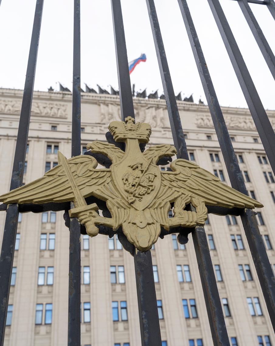 В Минобороны России отчитались об уничтожении около 70 дронов ВСУ за ночь. Дежурные расчёты российских сил противовоздушной обороны в ходе прошедшей ночи уничтожили над территорией регионов страны 68 украинских беспилотников