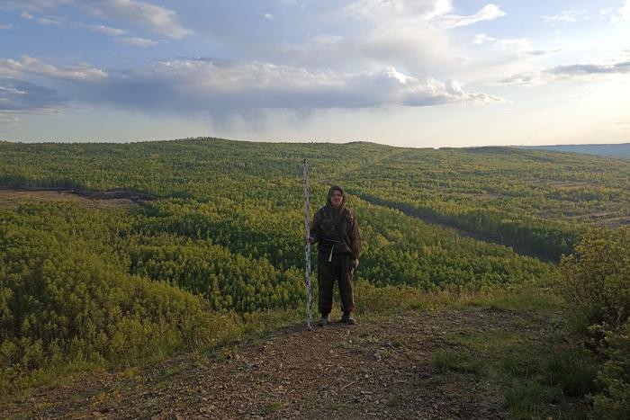 Археологи могут работать как в центре города, так и в глуши.
