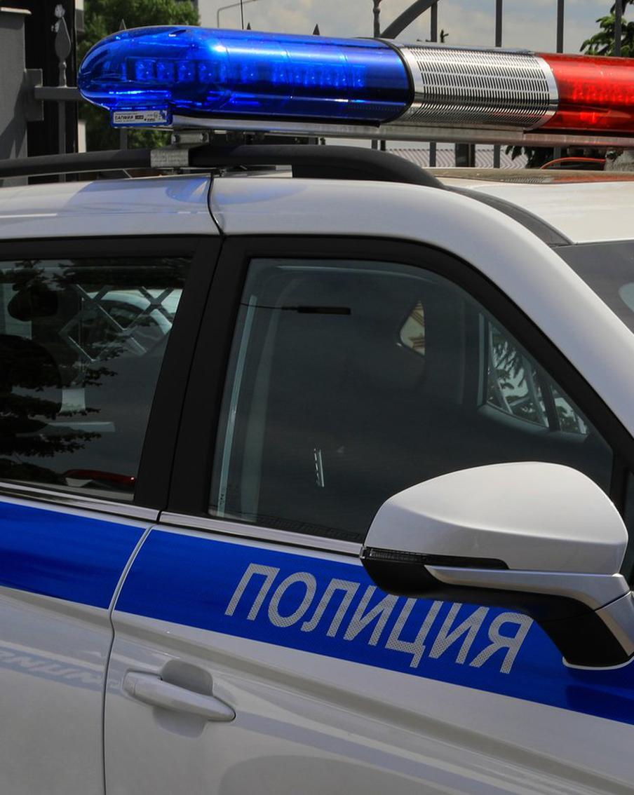 Мужчина с ножом напал на храм в Челябинске. В Челябинске во время утренней службы в храме мужчина с ножом напал на двух женщин — сестру-послушницу и прихожанку.