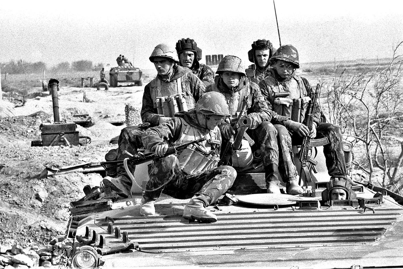 Возвращение после разведвыхода.