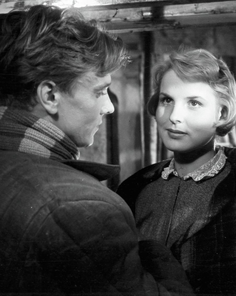 Умерла Маргарита Жигунова, мать Илзе и Андриса Лиепы. Стало известно о кончине народной артистки России, актрисы Московского драматического театра имени А.С. Пушкина Маргариты Ивановны Жигуновой (Лиепы). Она умерла 11 февраля 2026 года в Москве, на 89-м году жизни