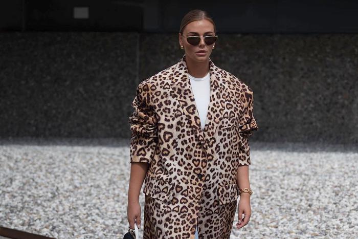 Топ-8 модных вещей, которые идеально сидят на пышной фигуре и стройнят