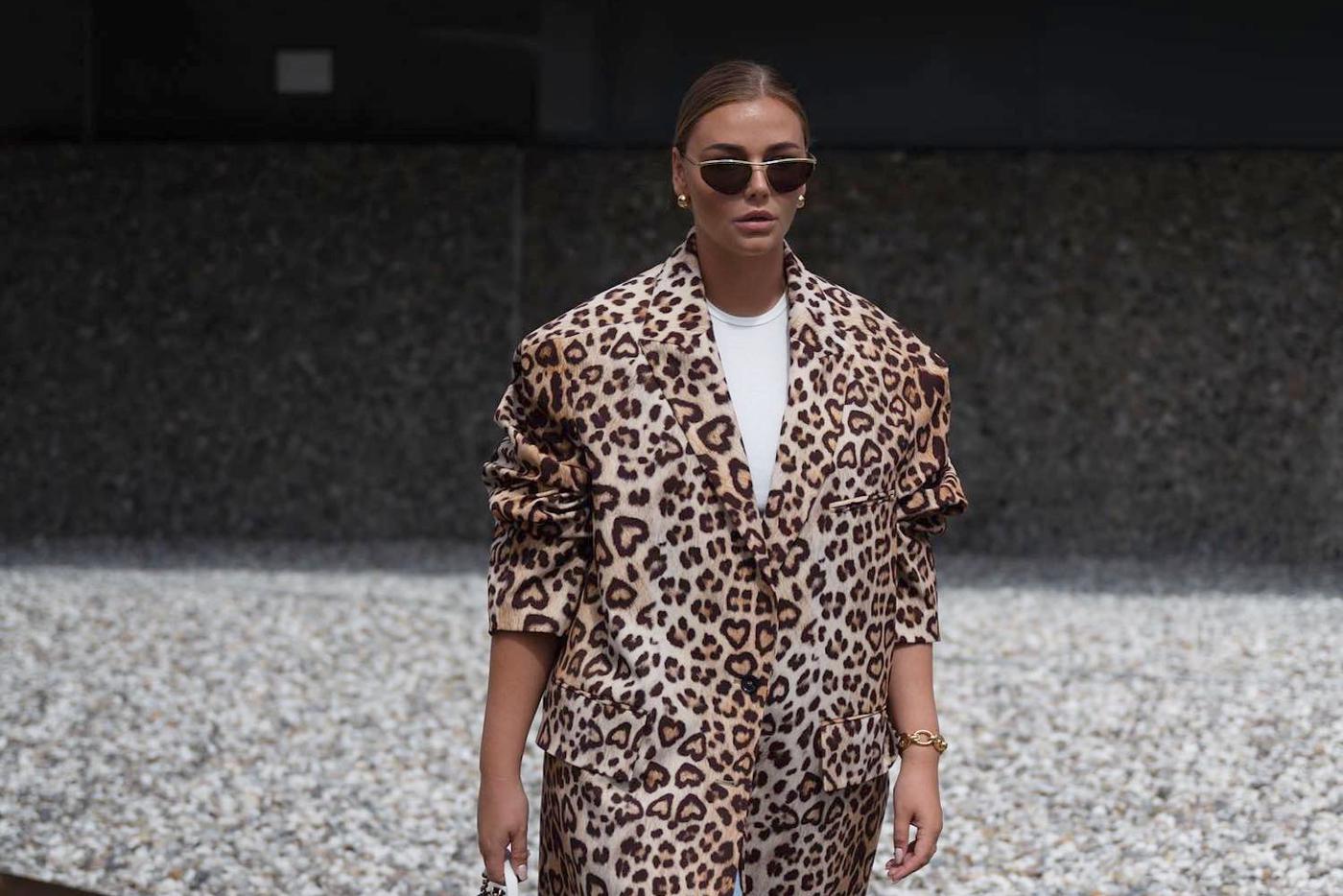 Топ-8 модных вещей, которые идеально сидят на пышной фигуре и стройнят