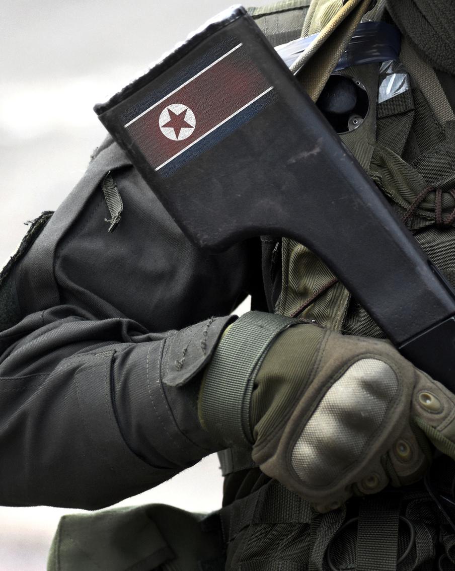 В Пхеньяне построили жилой квартал для семей погибших в Курской области. В районе Хвасон столицы КНДР Пхеньяне завершилось строительство масштабного жилого комплекса под названием "Улица Сэбёр". Этот комплекс предназначен для семей военнослужащих, которые погибли в ходе "зарубежной военной операции" (так агентство называет участие военных КНДР в операции по освобождению Курской области