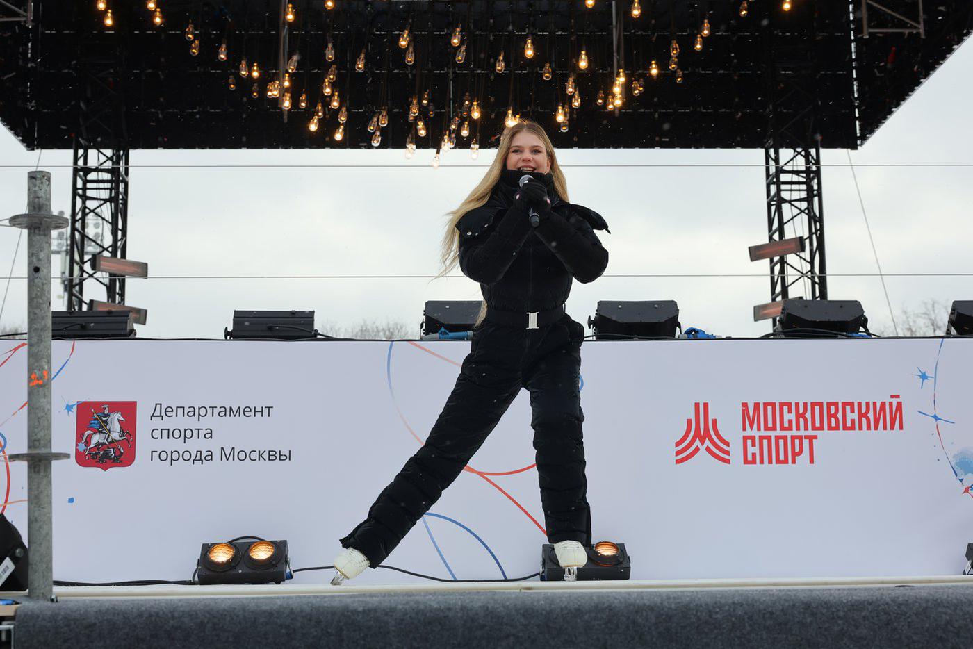 Молодая мама Александра Трусова выглядит роскошно.