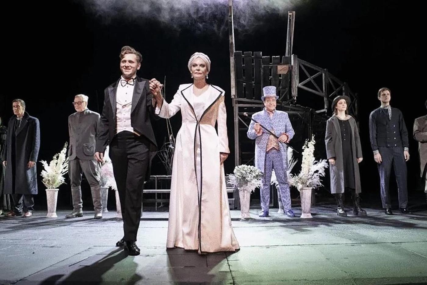 Нужен ли дресс-код в театре, рассказала капельдинер Театра на Юго-Западе