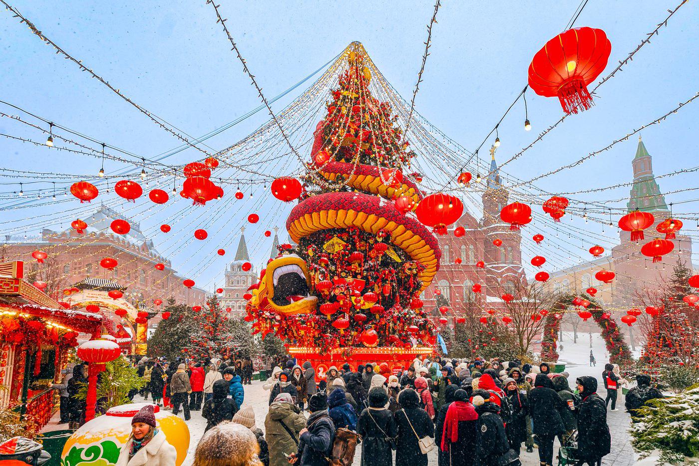 Медиабанк "Мосфото" показал, как в столице встречают китайский Новый год