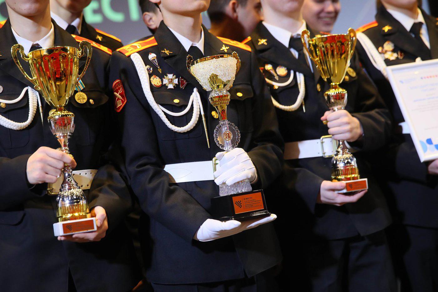 Сергей Собянин: Более 70 школ Москвы носят имена героев Отечества