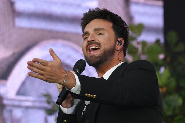 "Это наш сыночек": Александр Панайотов с супругой впервые вышли в свет со своим мальчиком