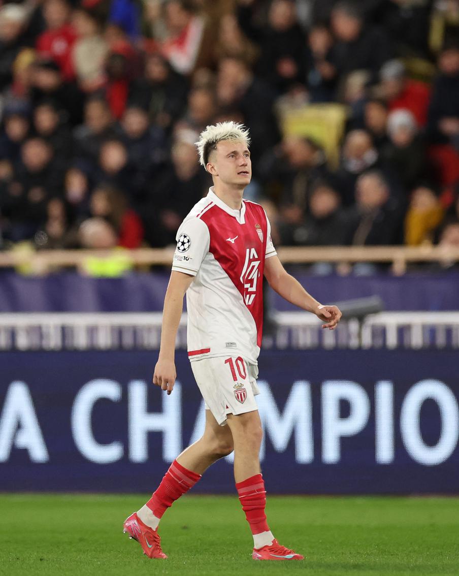 Россияне провалились в Лиге чемпионов: почему Головин и Сафонов получили низкие оценки