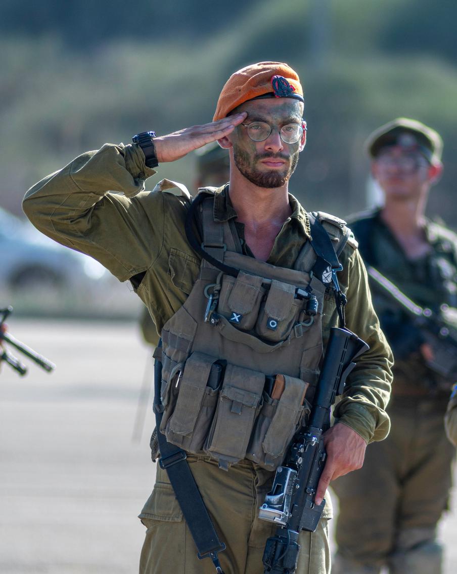 Израиль перевёл армию в режим повышенной готовности на фоне угрозы конфликта. Военные и службы гражданской обороны Израиля получили распоряжение усилить подготовку к возможному развитию боевых действий. Поводом стали опасения ответных шагов со стороны Тегерана в случае эскалации