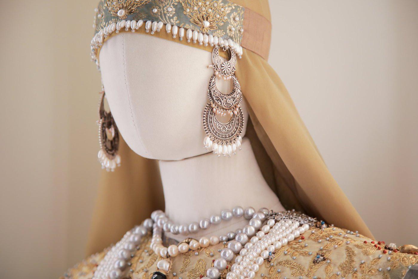 Реквизит со съёмок картины.