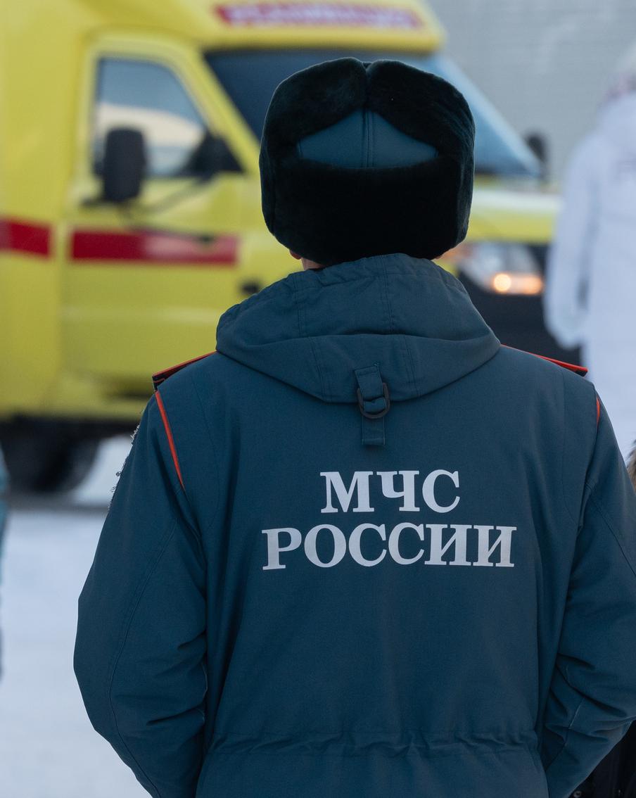 СК назвал основные версии исчезновения вертолёта Robinson в Приамурье. Следственный комитет рассматривает техническую неисправность и ошибку пилотирования как основные причины инцидента с пропавшим вертолётом Robinson в Амурской области. На борту находились три человека, ведутся поиски и расследование