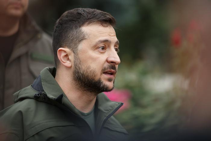 Украинский президент готовит почву для затягивания конфликта с Россией ещё на три года