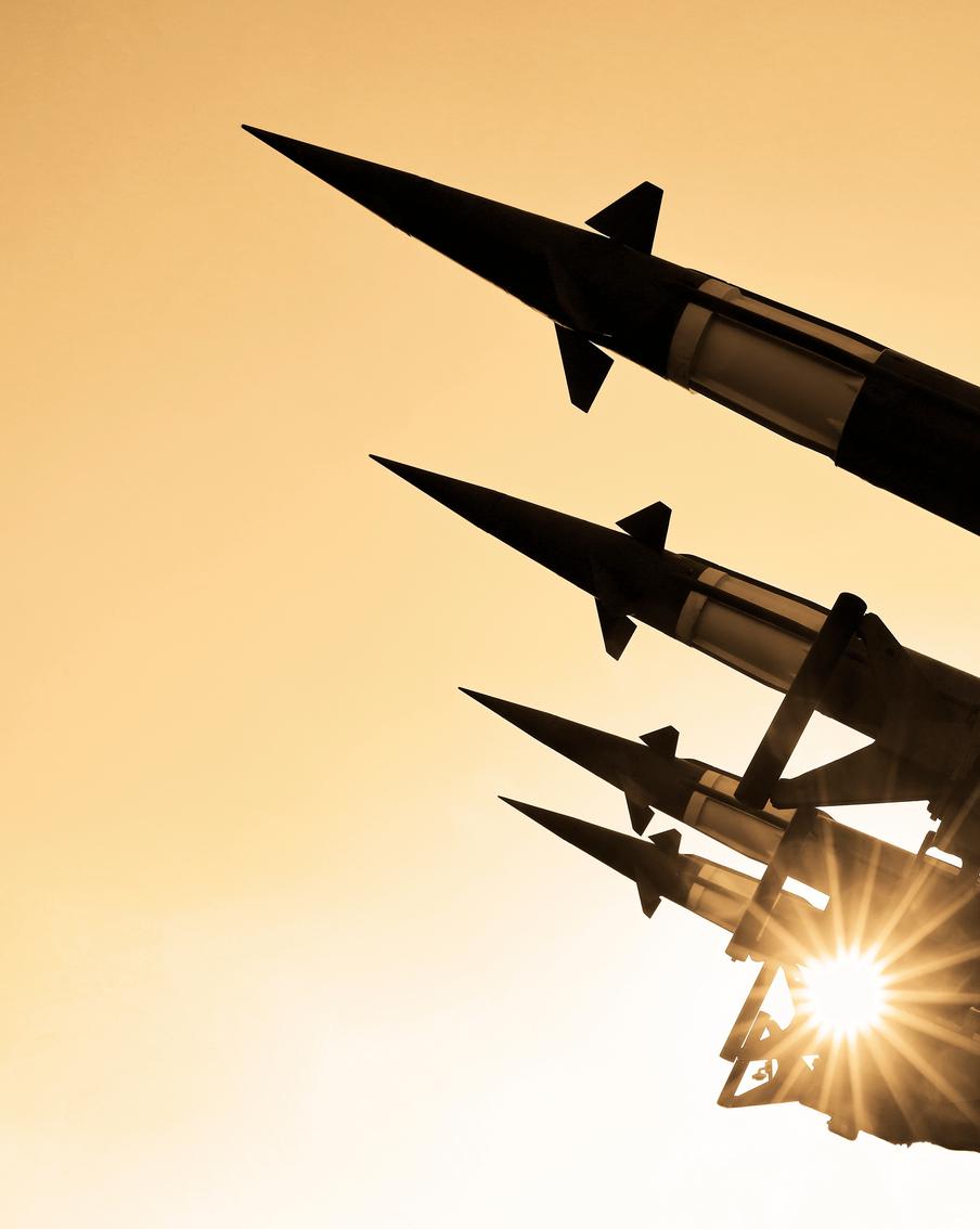 Песков: на Эстонию нацелят ядерное оружие, если она нацелит его на Россию. В беседе с журналистом Павлом Зарубиным пресс-секретарь президента Российской Федерации Дмитрий Песков заявил, что в случае размещения ядерного оружия на территории Эстонии, направленного против России, будут приняты адекватные ответные меры