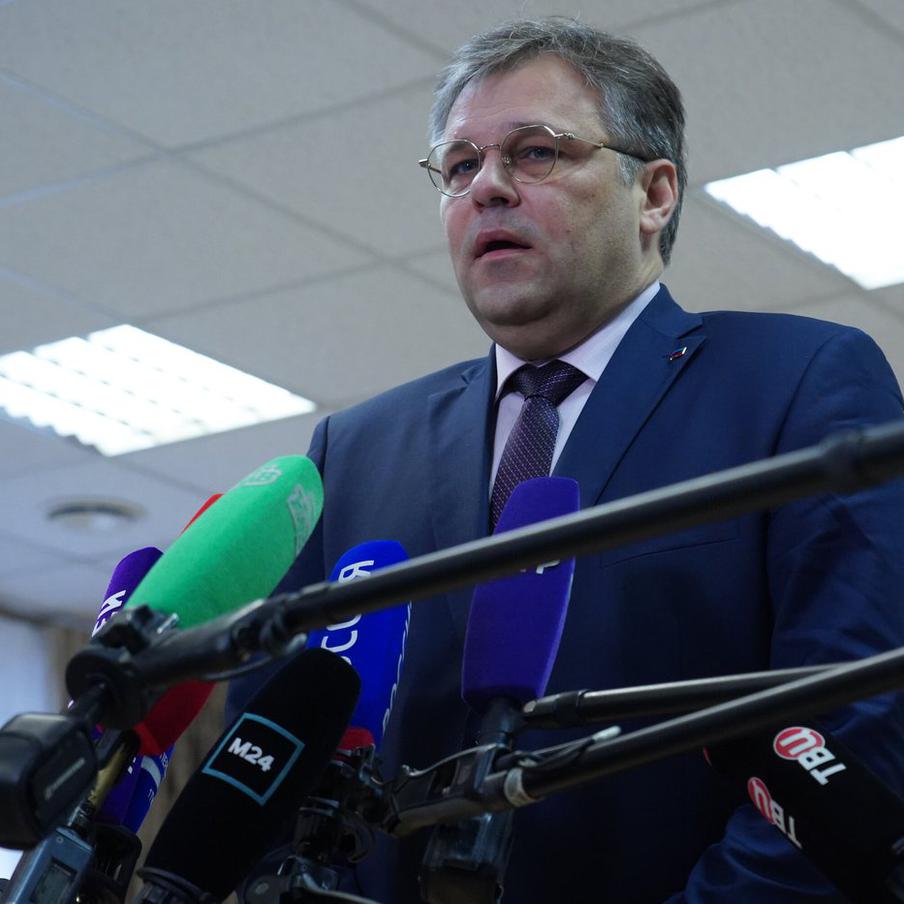 Мирошник: ВСУ атаковали минимум пять учебных заведений в России за неделю. За последнюю неделю Вооружённые силы Украины осуществили как минимум пять атак на образовательные учреждения на территории Российской Федерации. Об этом сообщил ТАСС Родион Мирошник, посол по особым поручениям МИД РФ