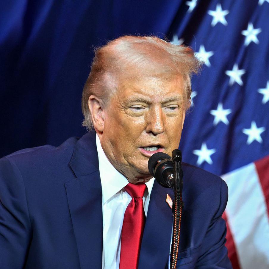 Трамп заявил о разработке Ираном ракет, способных долететь до США. В своём обращении к Конгрессу президент США Дональд Трамп подчеркнул серьёзную угрозу, исходящую от ракетных программ Ирана. По его словам, эти программы уже способны поражать цели в Европе и на американских военных базах за рубежом