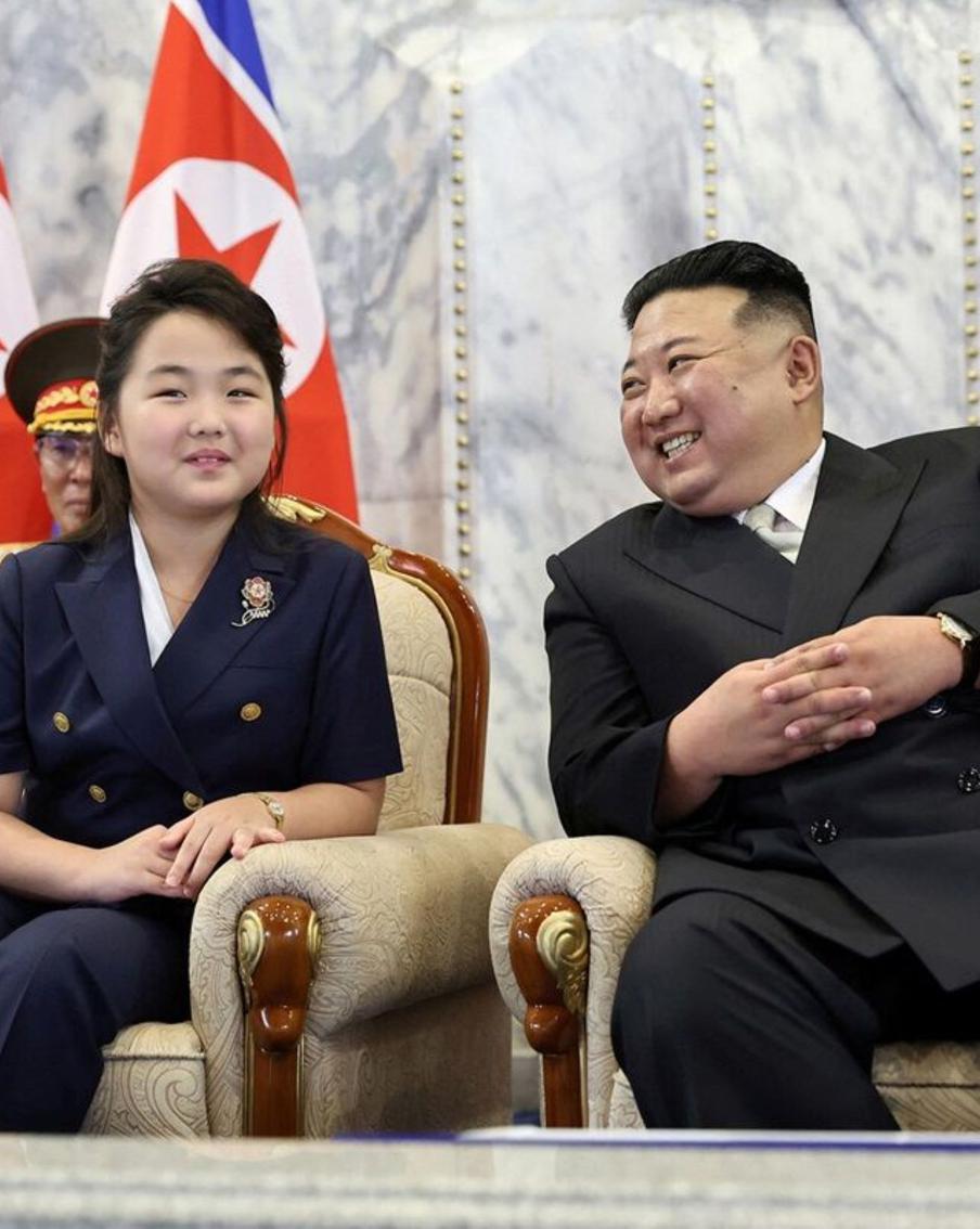 Верхом на ядерной бомбе: 13-летняя дочь Ким Чен Ына получила ключевую должность