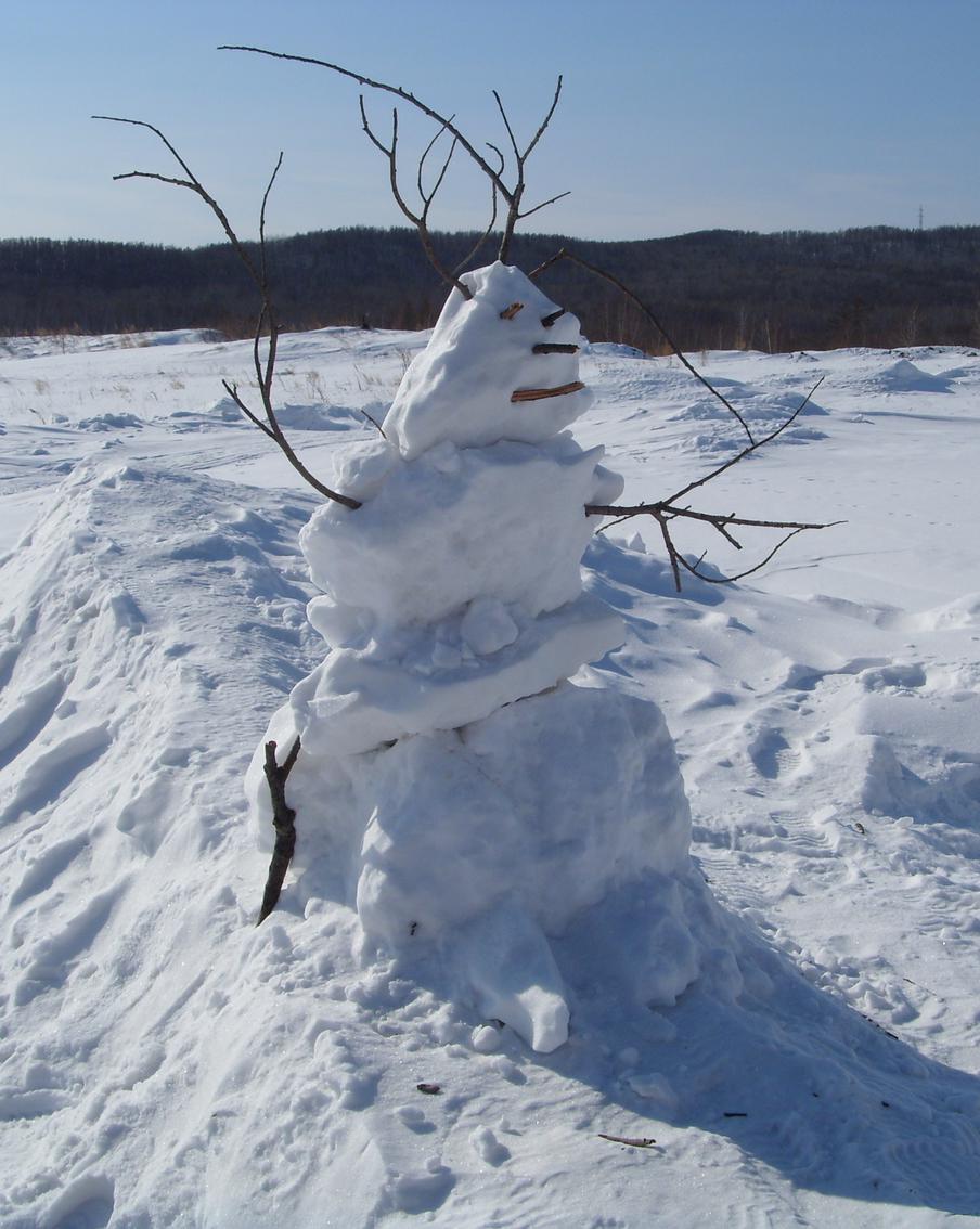 Зима сгорит, утонет, взорвётся: шокирующие традиции проводов зимы
