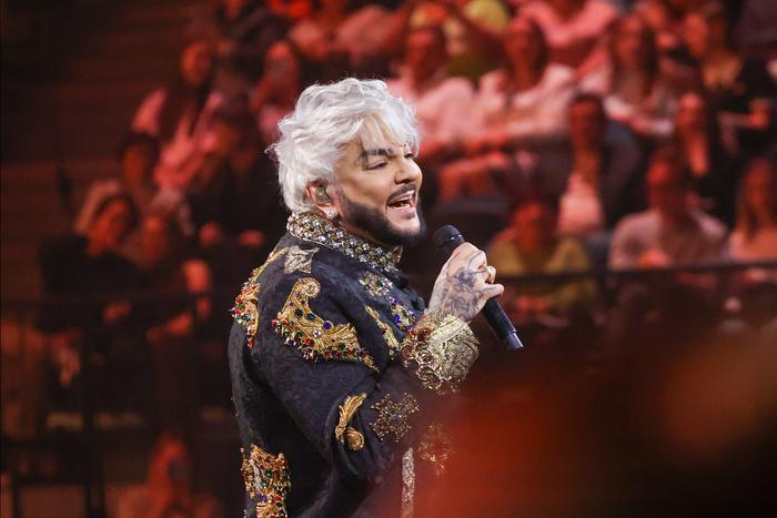 "Я никогда не изменял себе": Киркоров – о публичном одиночестве, Пугачёвой и деньгах