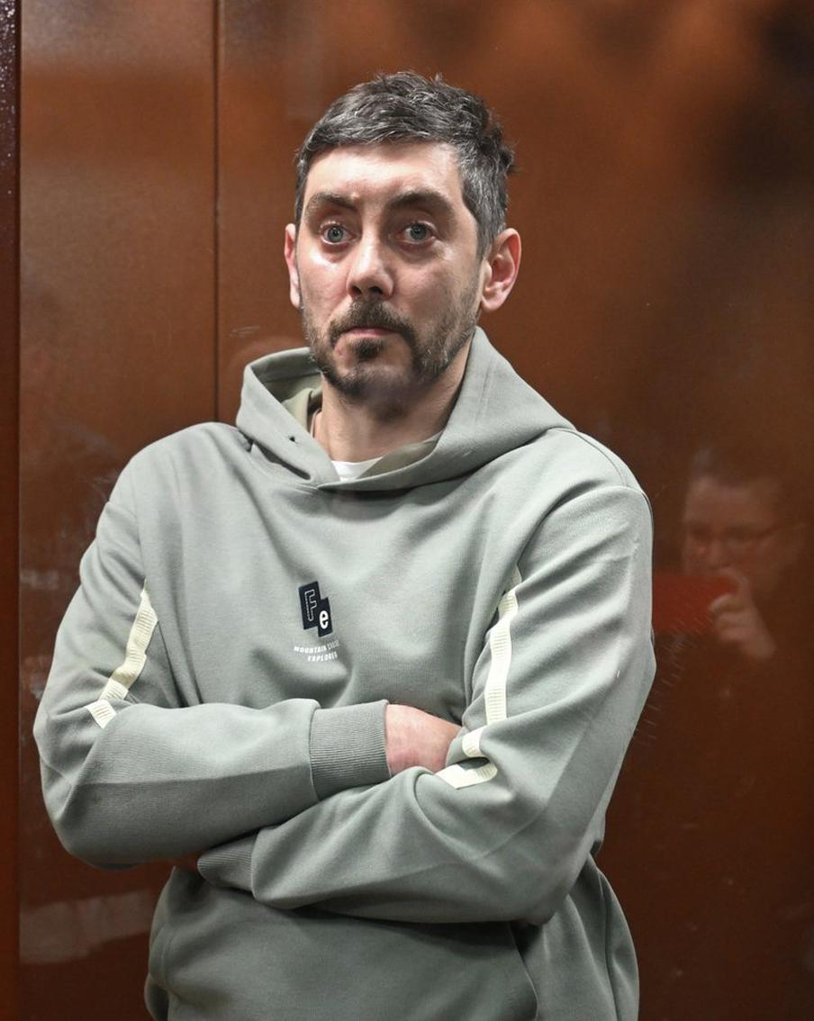 Основателя издания Readovka Алексея Костылёва арестовали до 25 апреля. Столичный суд принял решение отправить обвиняемого в хищении средств Минобороны России журналиста Алексея Костылёва под стражу до 25 апреля