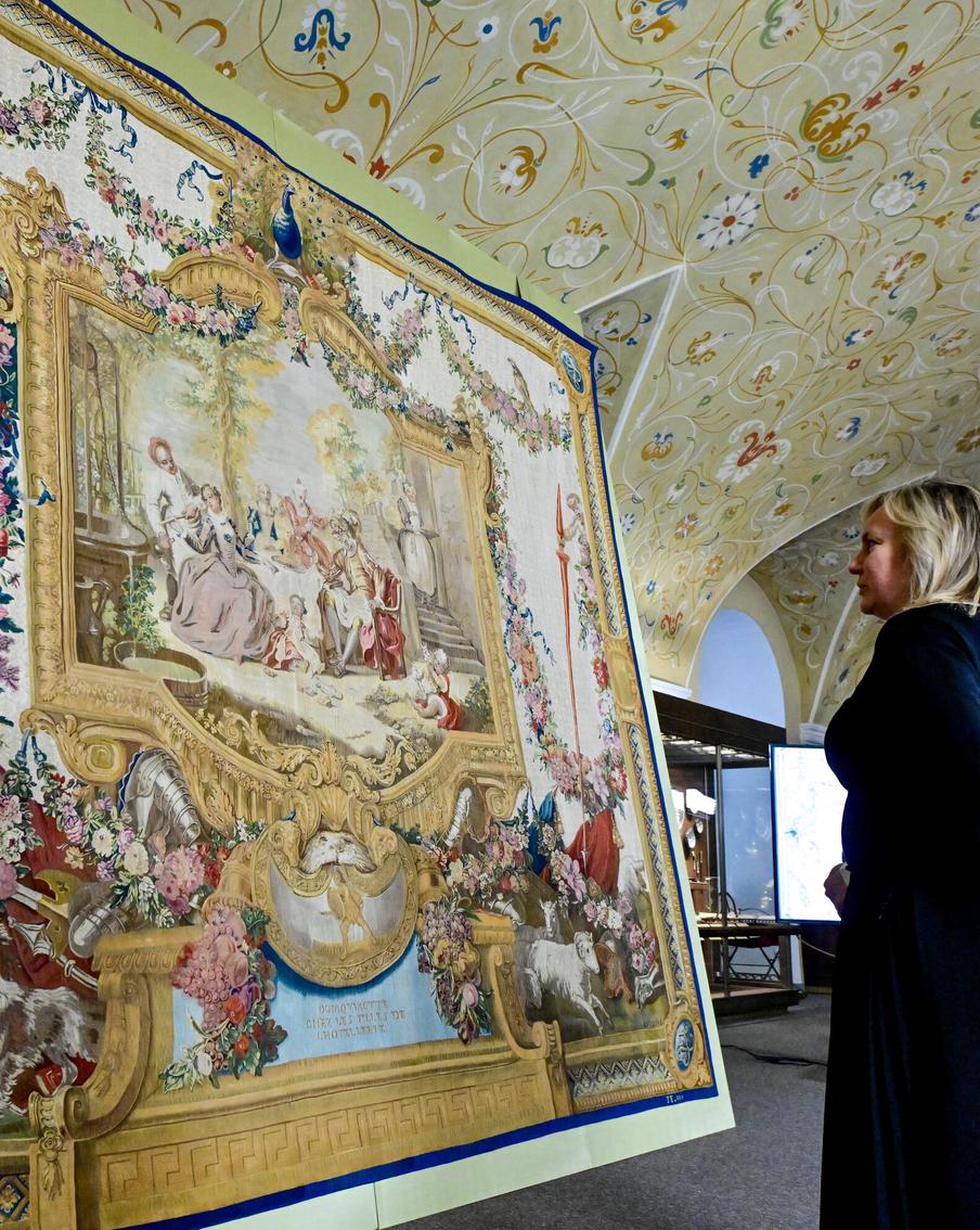 Дон Кихот с девицами покорил Европу: в Кремле всего несколько дней показывают уникальный гобелен