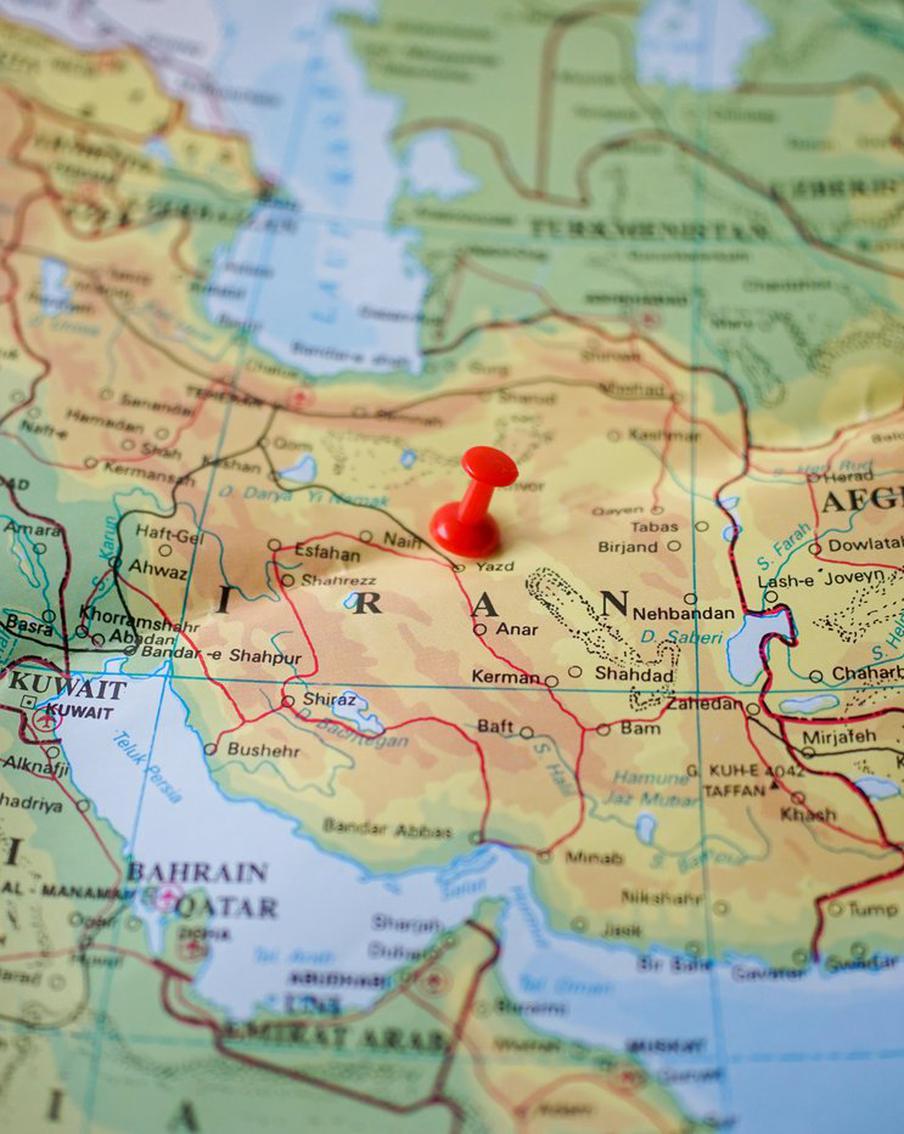 WSJ: целями израильских атак было руководство Ирана. Согласно информации из ряда американских и израильских источников, военные действия Израиля в отношении Ирана направлены на устранение иранского руководства