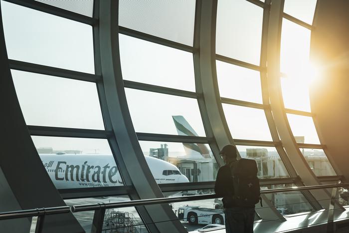 Стало известно приблизительное количество российских туристов, застрявших на территории ОАЭ из-за отмены рейсов