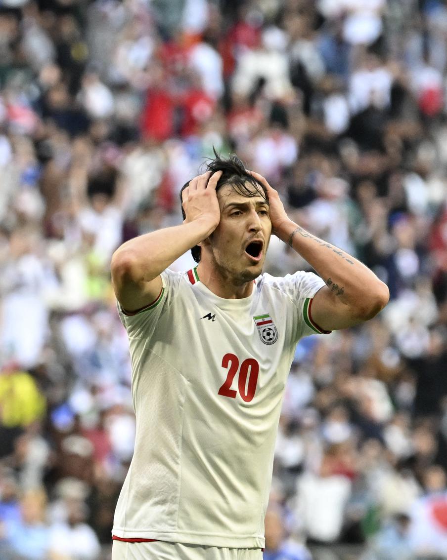 Хозяйка чемпионата мира бомбит участника турнира: как кризис в Иране отражается на спорте