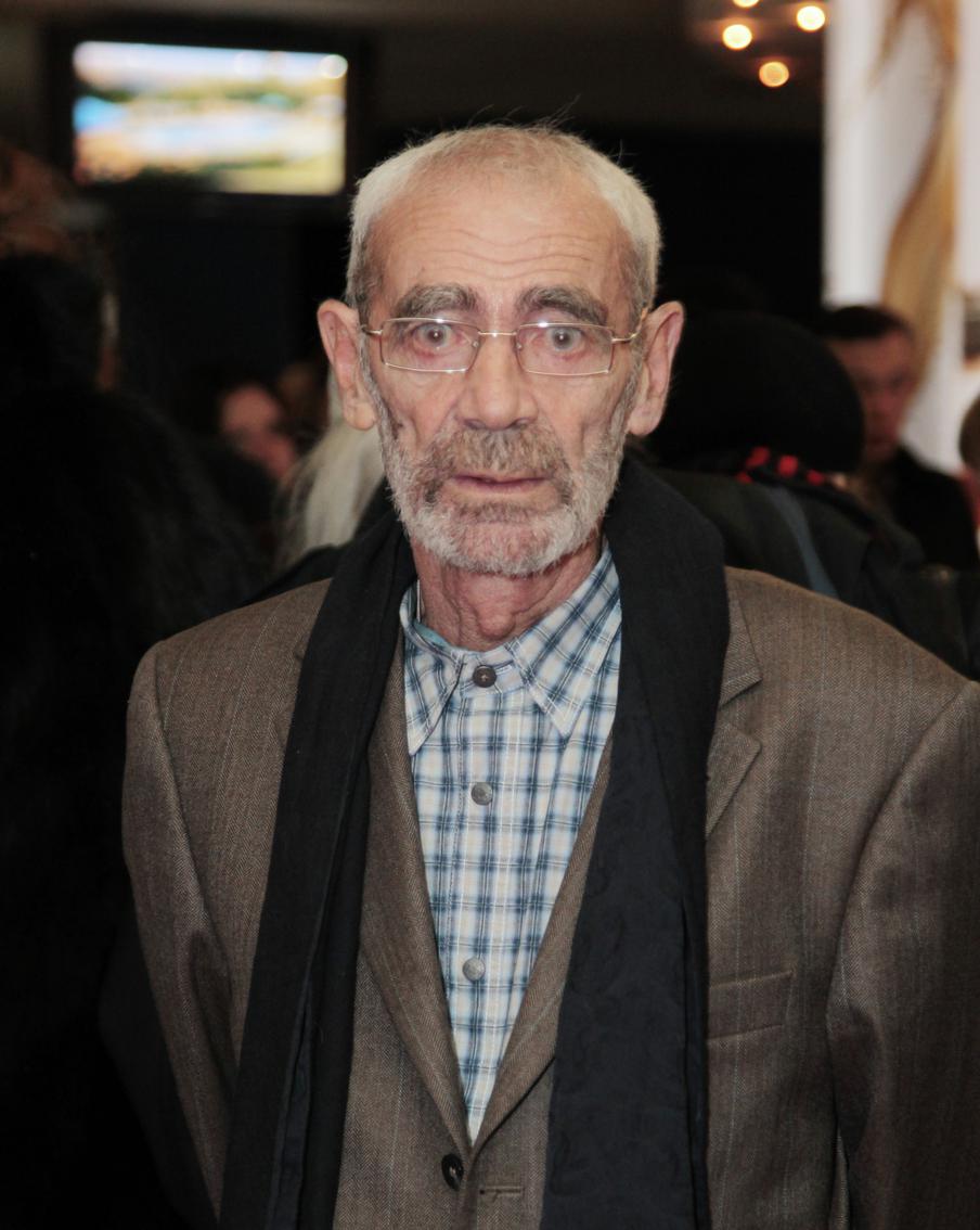 Умер писатель и художник Гарри Гордон. В возрасте 84 лет ушёл из жизни Гарри Борисович Гордон — отец телеведущего Александра Гордона. Об этом сообщила его внучка Таисия Тихонова в социальной сети. По словам друзей и коллег Гарри Борисовича, он длительное время боролся с тяжёлой болезнью