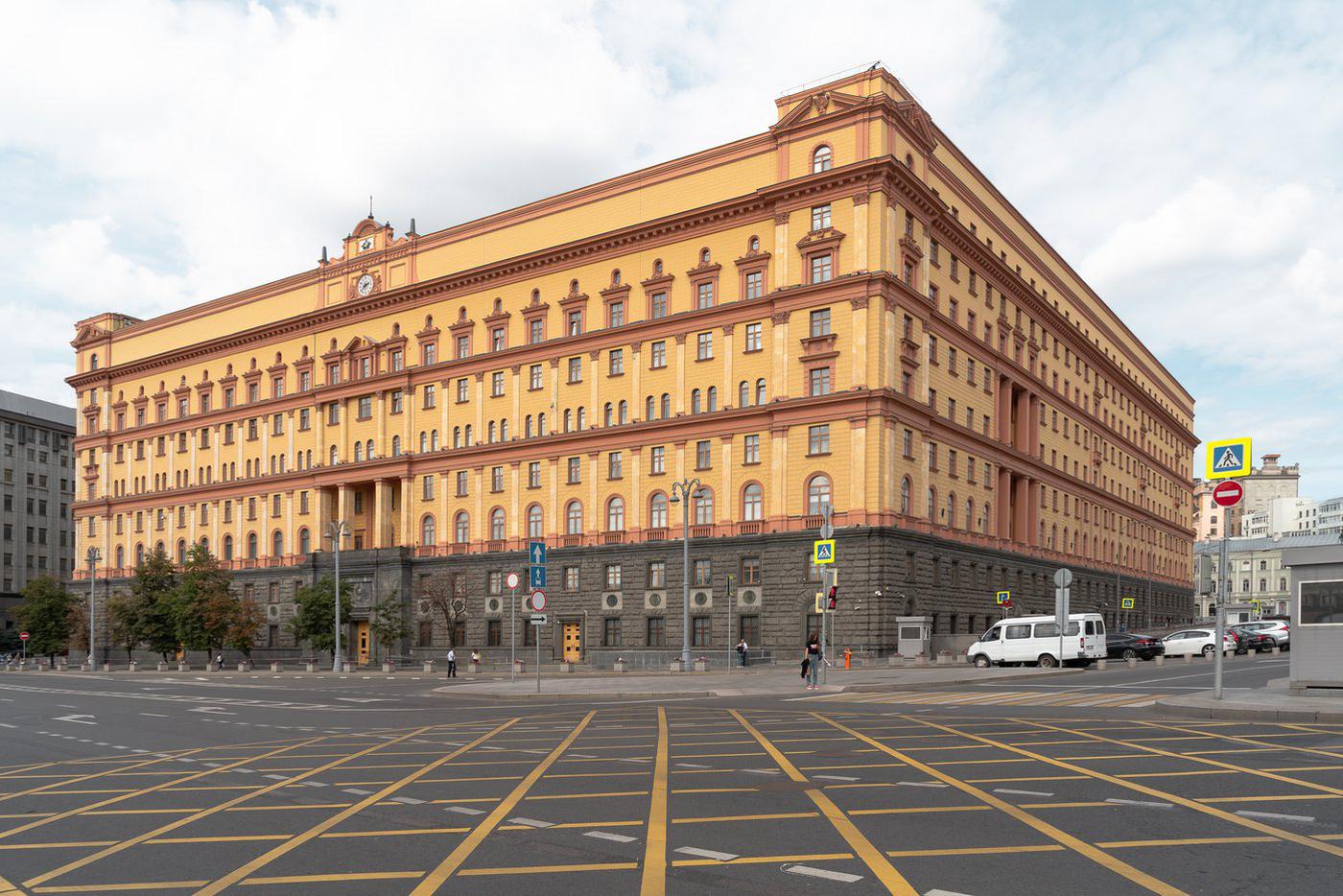 ФСБ: россияне становятся пособниками террористов при участии в работе SIM-боксов