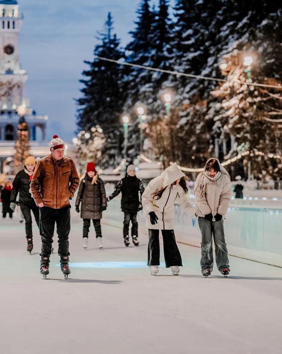 Масштабный каток на Северном речном вокзале за сезон посетили 200 тыс. гостей