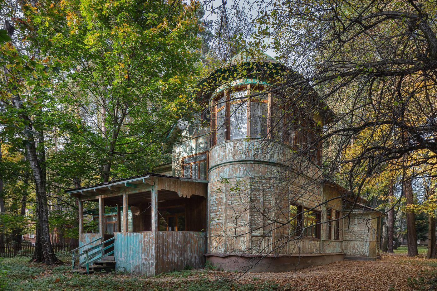 Вид дома до реставрации.