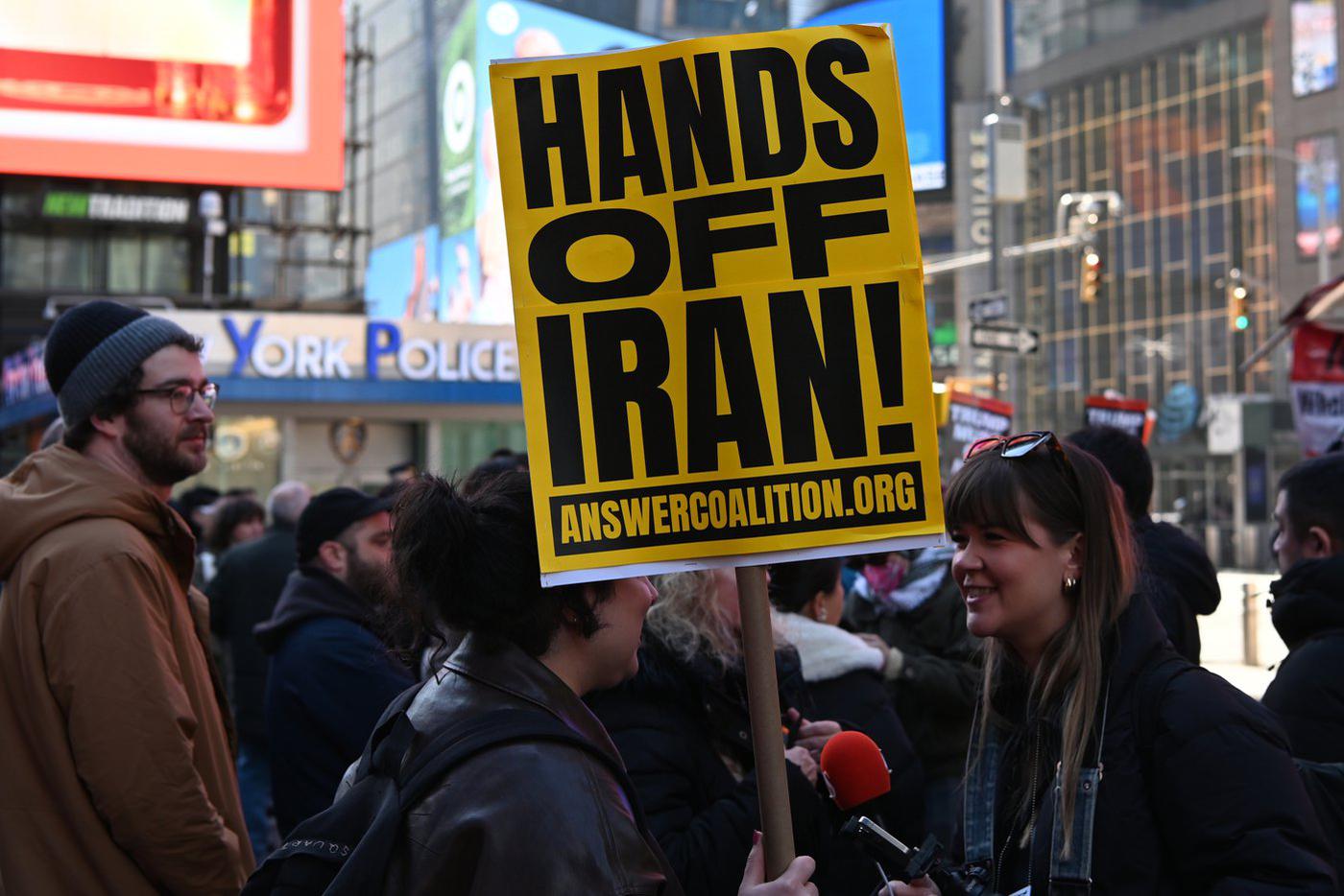 Ирановед Раванди-Фадаи рассказала о реакции на Западе на смерть внучки Хаменеи