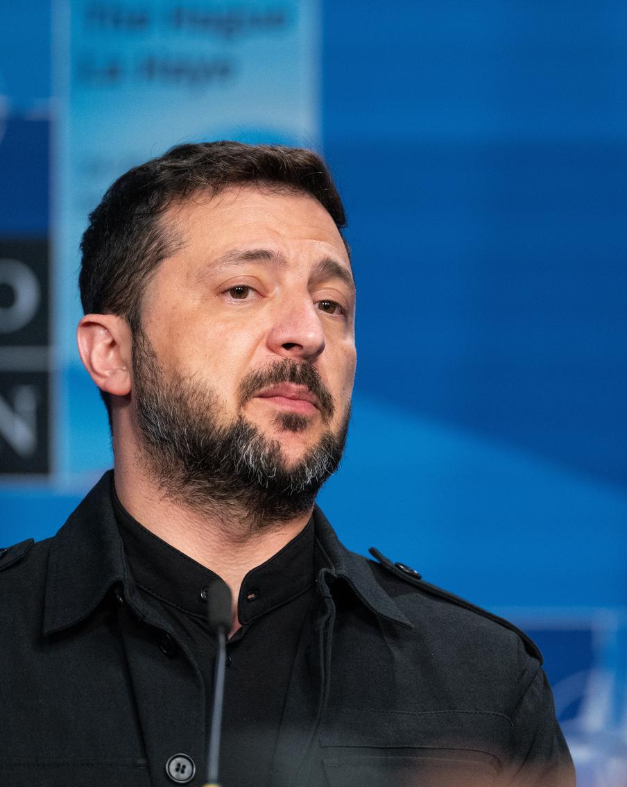 Трамп назвал Зеленского украинским основателем бродячего цирка. Бывший президент США Дональд Трамп сравнил президента Украины Владимира Зеленского с американским шоуменом XIX века Финеасом Тейлором Барнумом