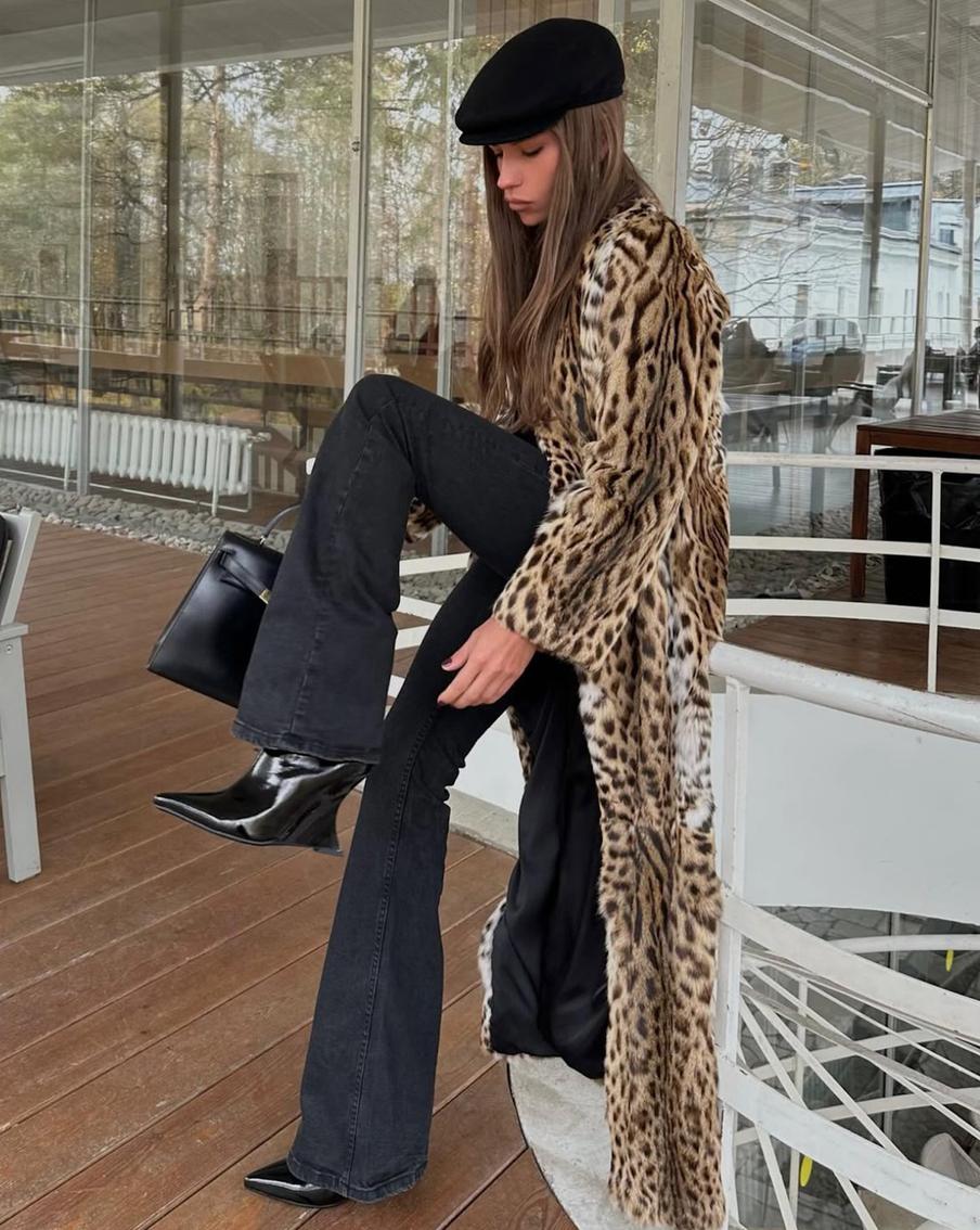 Каблуки сложных форм становятся всё актуальнее.