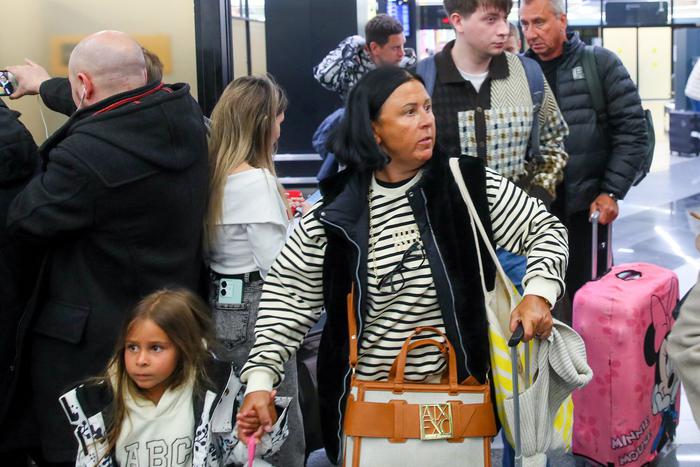 Горящие путёвки: россиянам стоит подумать о своих планах на отпуск