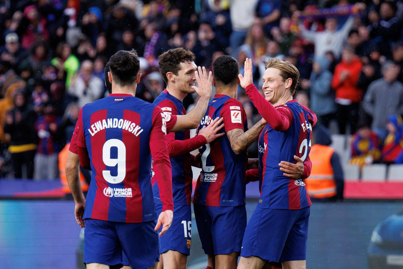 "Барселона" разгромила "Атлетико", но вылетела из Кубка Испании